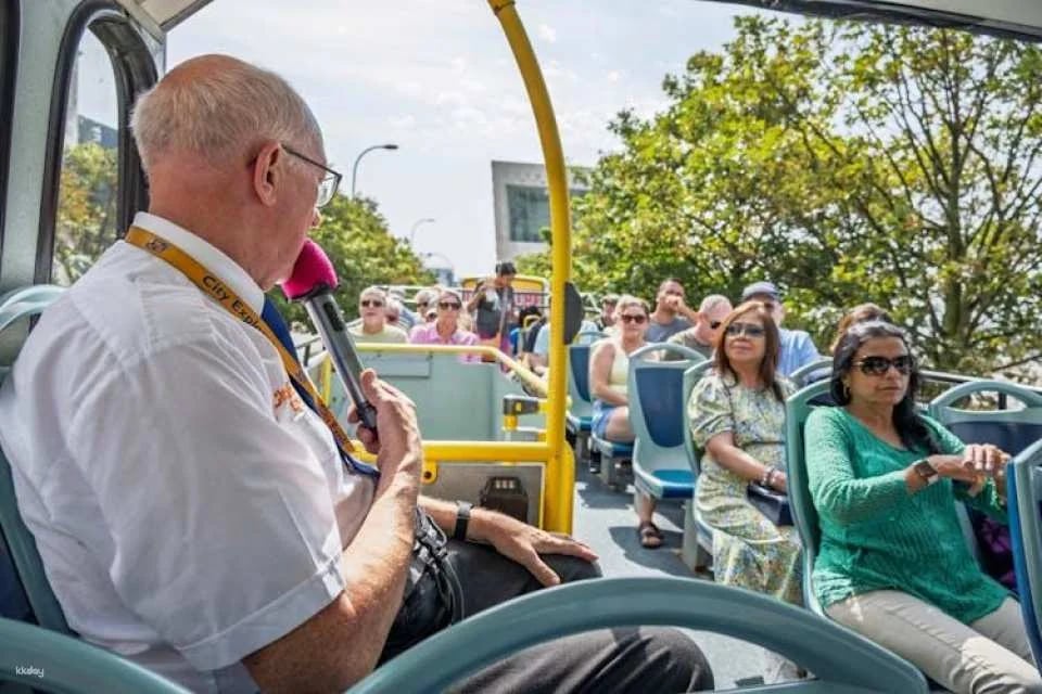 River cruise and sightseeing bus tour in Liverpool