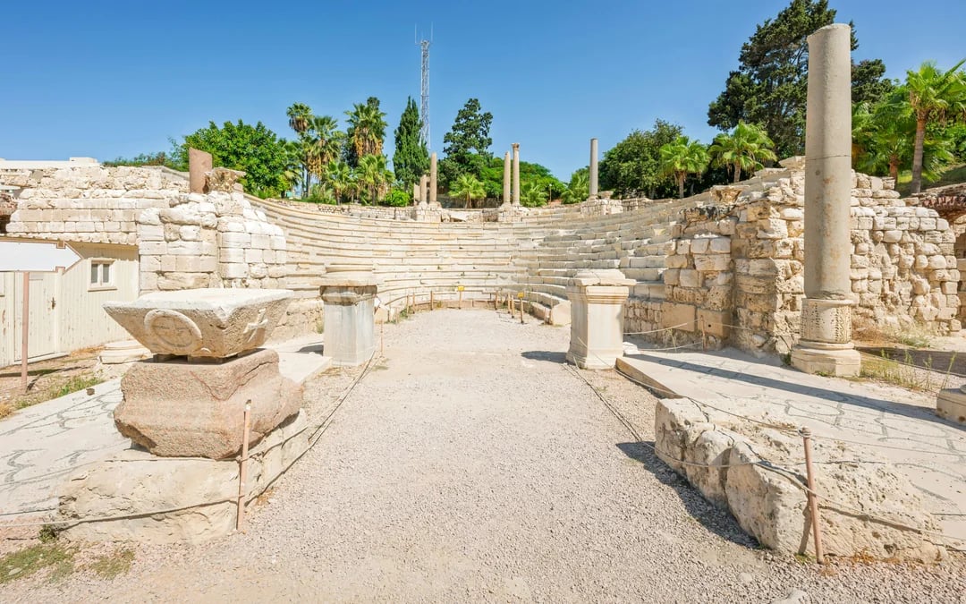 Roman Amphitheatre in Kom El-Deka Skip-the-Line Tickets Image 2