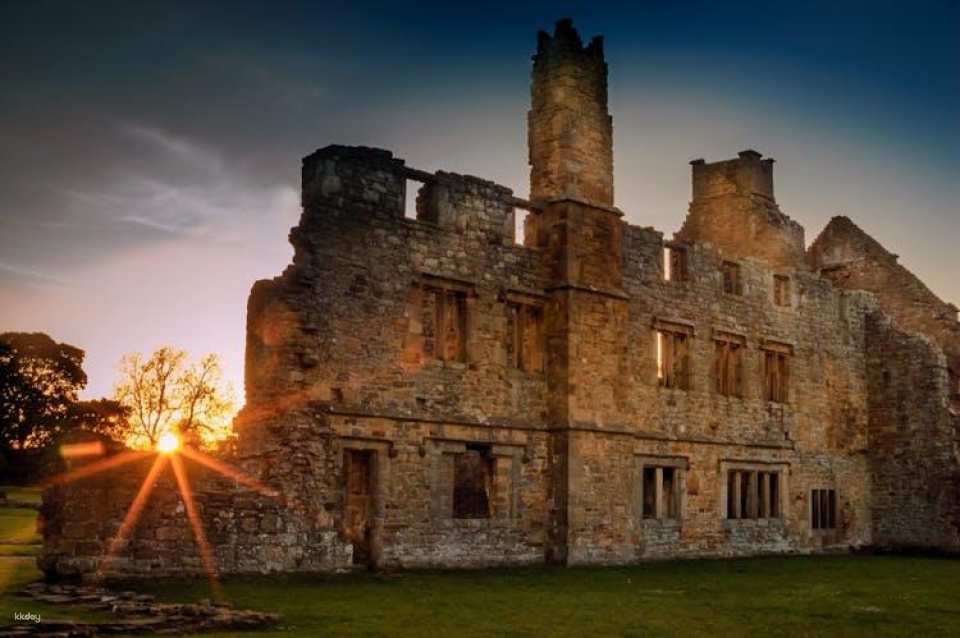 Romantic tour in Durham