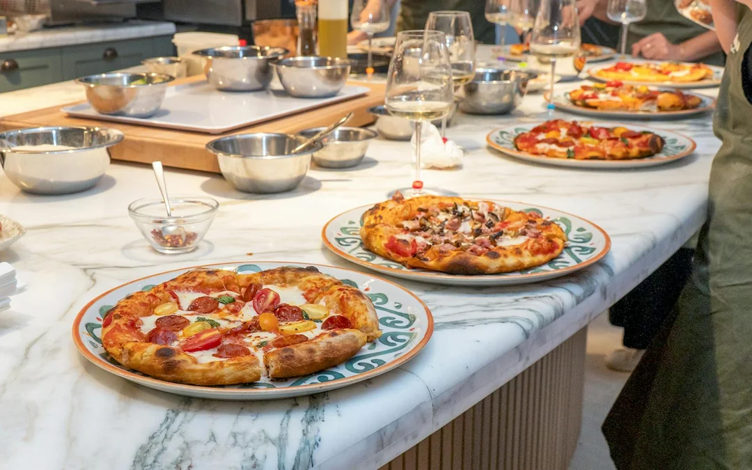 Rome Cooking Class: Pizza & Gelato with Unlimited Drinks Image 3