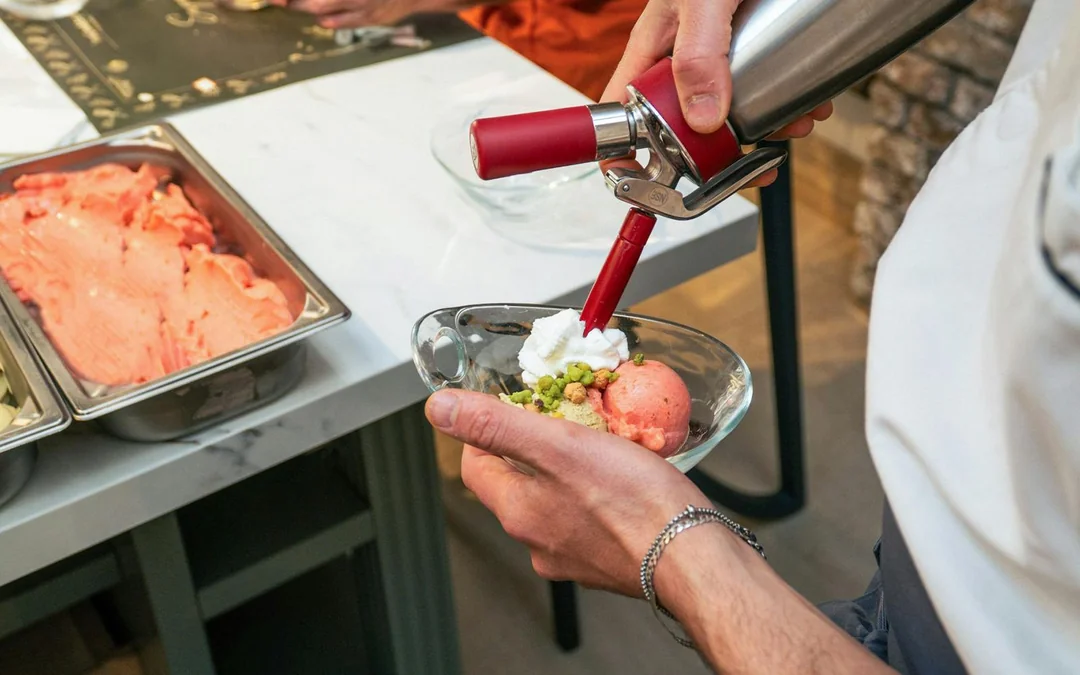 Rome Cooking Class: Pizza & Gelato with Unlimited Drinks Image 7
