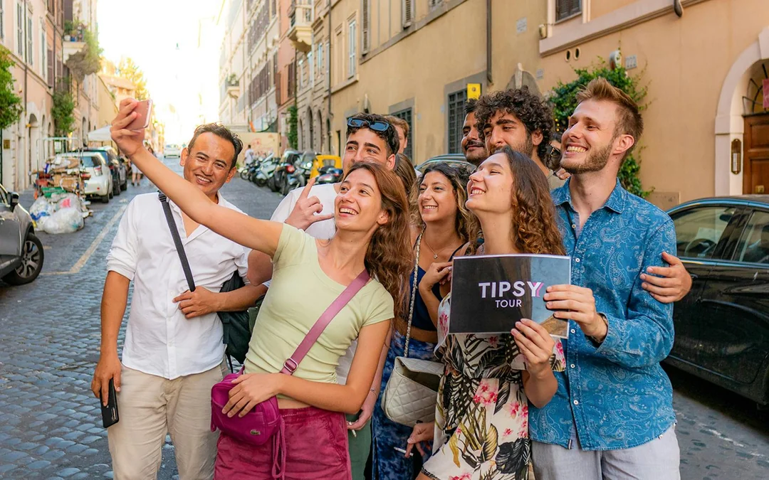Rome Guided Bar Crawl: Nightlife Experience in Monti Image 3