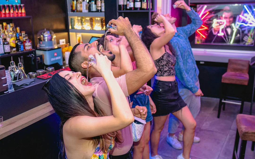 Rome Guided Bar Crawl: Nightlife Experience in Monti Image 5