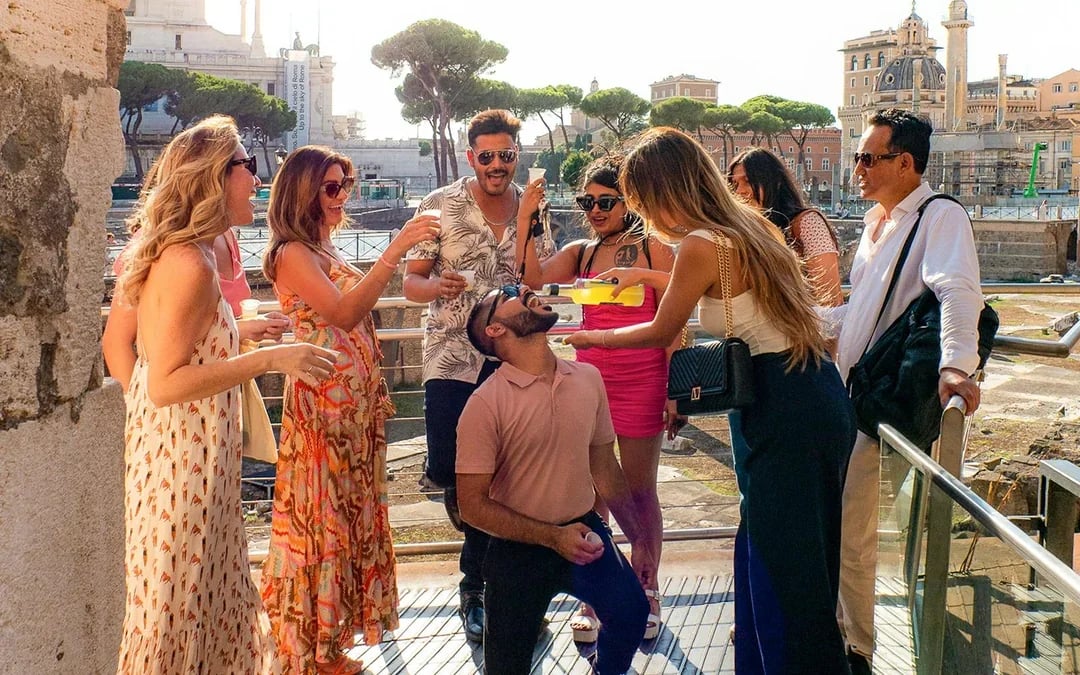 Rome Guided Bar Crawl: Nightlife Experience in Monti Image 7
