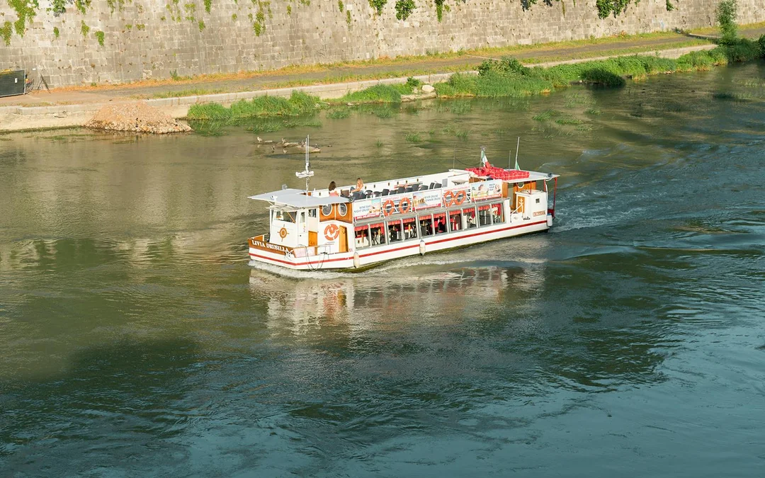 Rome Hop-On Hop-Off Boat Tour Image 3