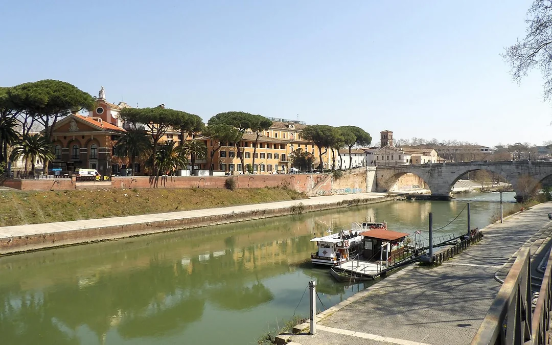 Rome Hop-On Hop-Off Boat Tour Image 5