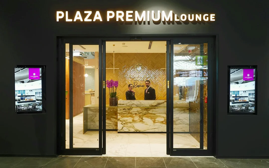 Rome Leonardo da Vinci-Fiumicino Airport: Plaza Premium Lounge at Terminal 3 Image 1