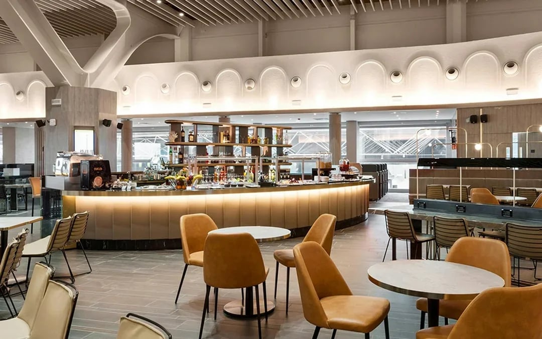 Rome Leonardo da Vinci-Fiumicino Airport: Plaza Premium Lounge at Terminal 3 Image 5