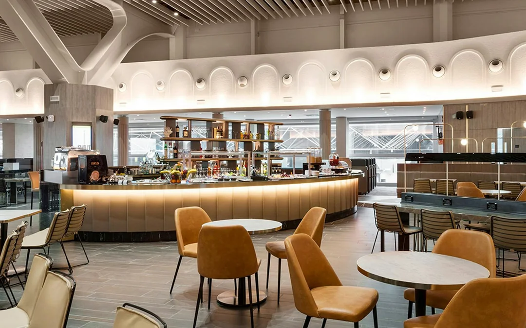 Rome Leonardo da Vinci-Fiumicino Airport: Plaza Premium Lounge at Terminal 3 Image 5