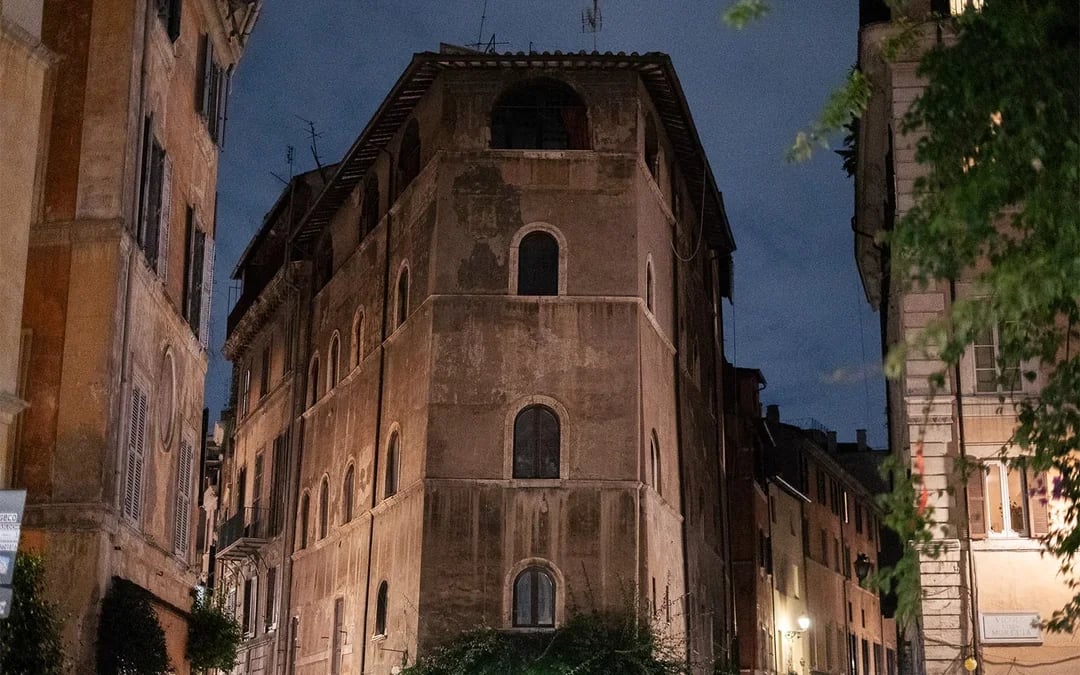 Rome Night Tour with Interactive Ghost Hunting Experience Image 8
