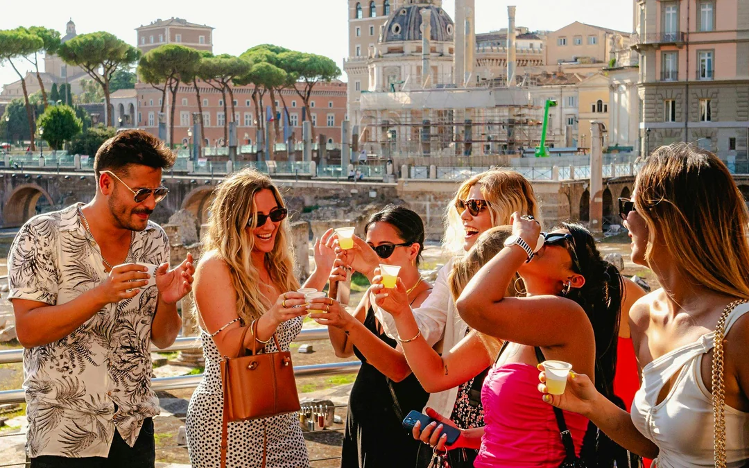 Rome Pub Crawl: Interactive Night Tour with Games & Karaoke Image 4