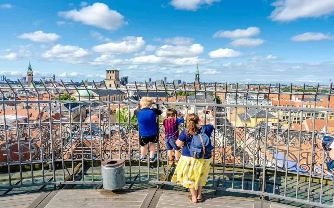 Rosenborg Castle Skip-the-Line Private Guided Tour Image 8