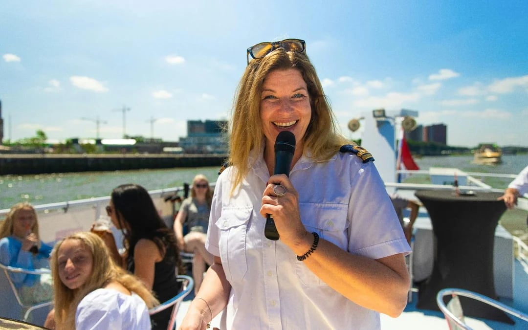 Rotterdam: 75-Min Harbour Cruise with Live Guide Image 2