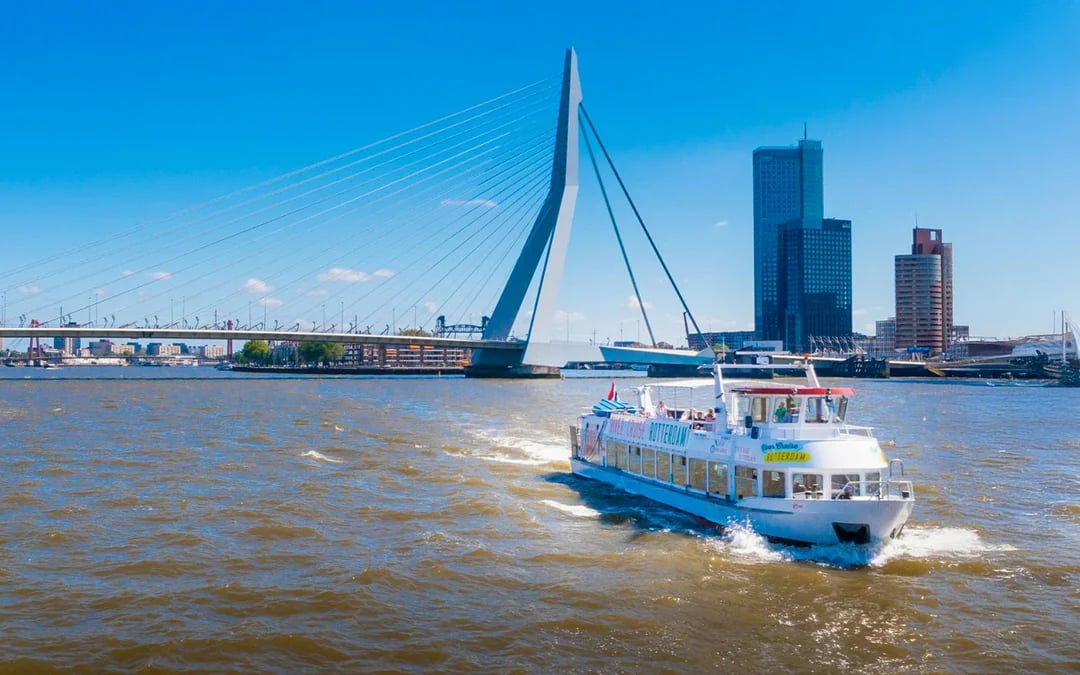 Rotterdam: 75-Min Harbour Cruise with Live Guide Image 3