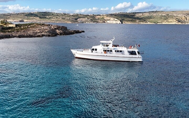Round Malta Boat Cruise with Lunch and Swim Stops Image 2