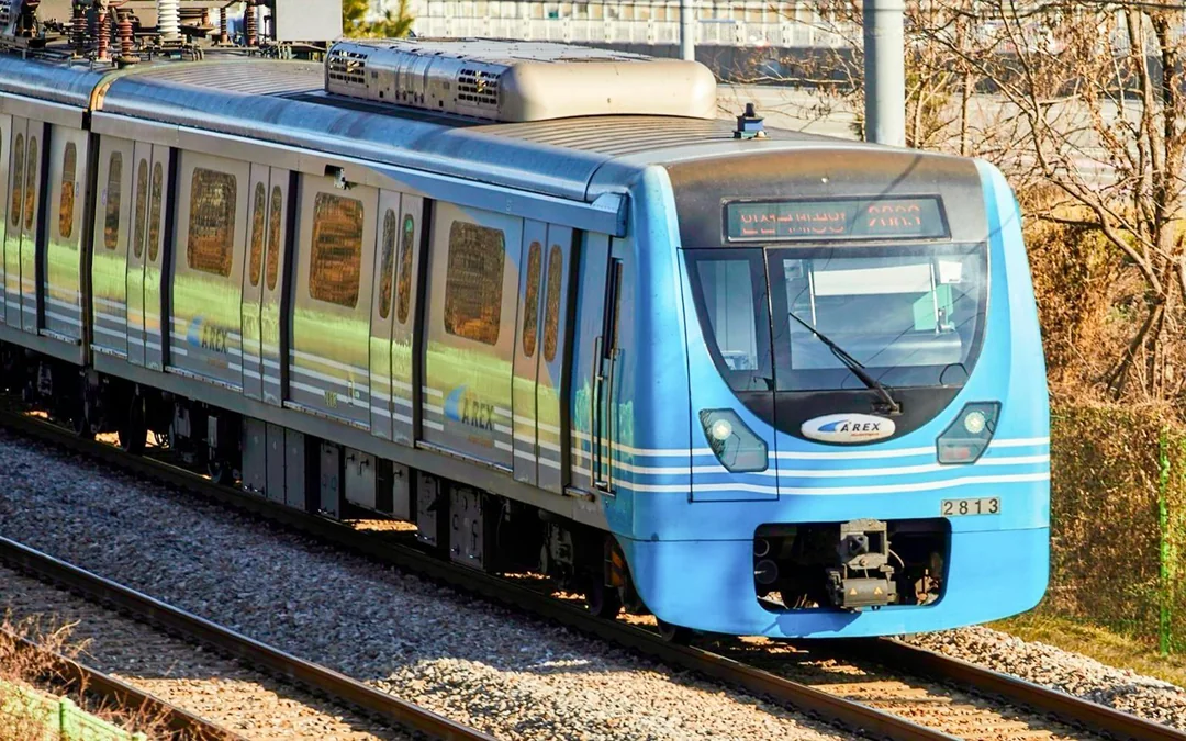 Round-Trip AREX Express Train Transfers Between Incheon Airport & Seoul Image 8