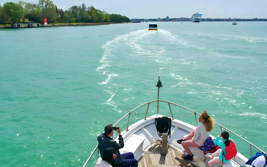 Round-Trip Boat Transfers: Punta Sabbioni to/from Venice San Marco Image 5