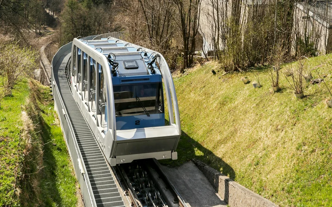 Round-Trip Tickets to Top of Innsbruck with Optional Alpine Zoo Image 4
