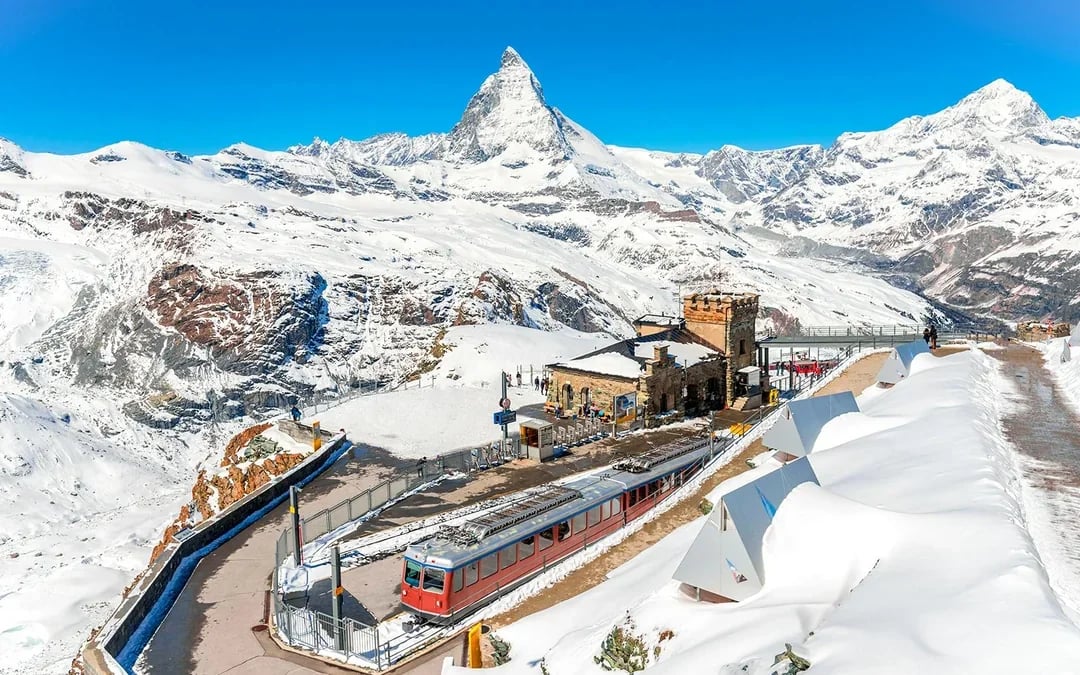 Round-Trip Train Tickets to Mount Gornergrat from Zermatt Image 2