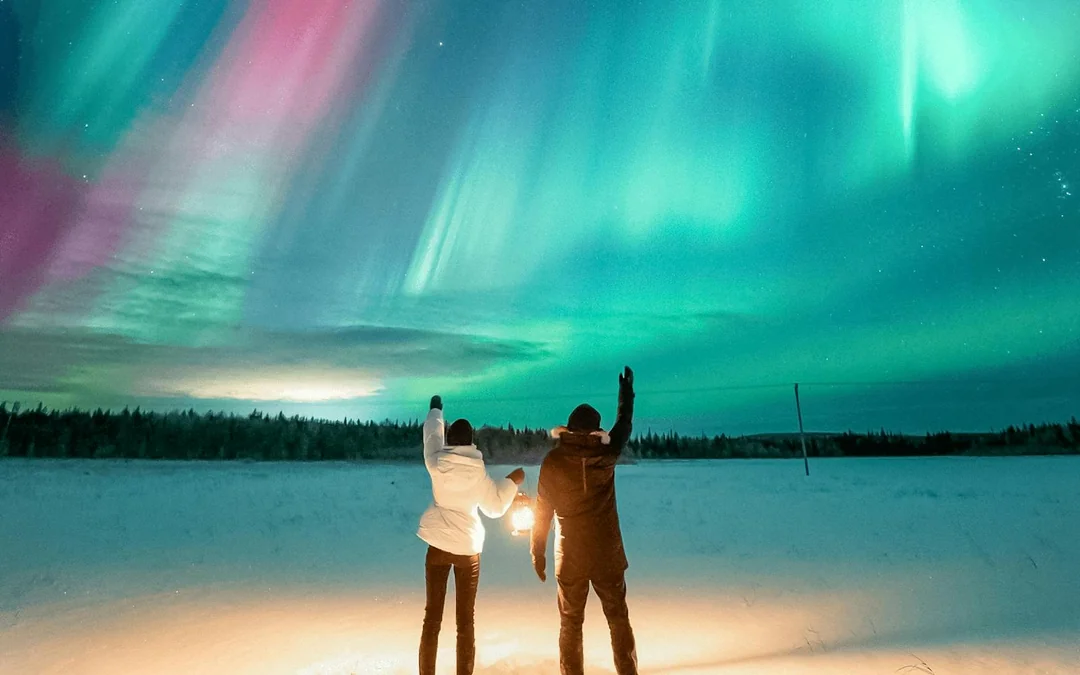 Rovaniemi: Big Group Northern Lights Tour with Guaranteed Sightings (8–48 Guests) Image 3