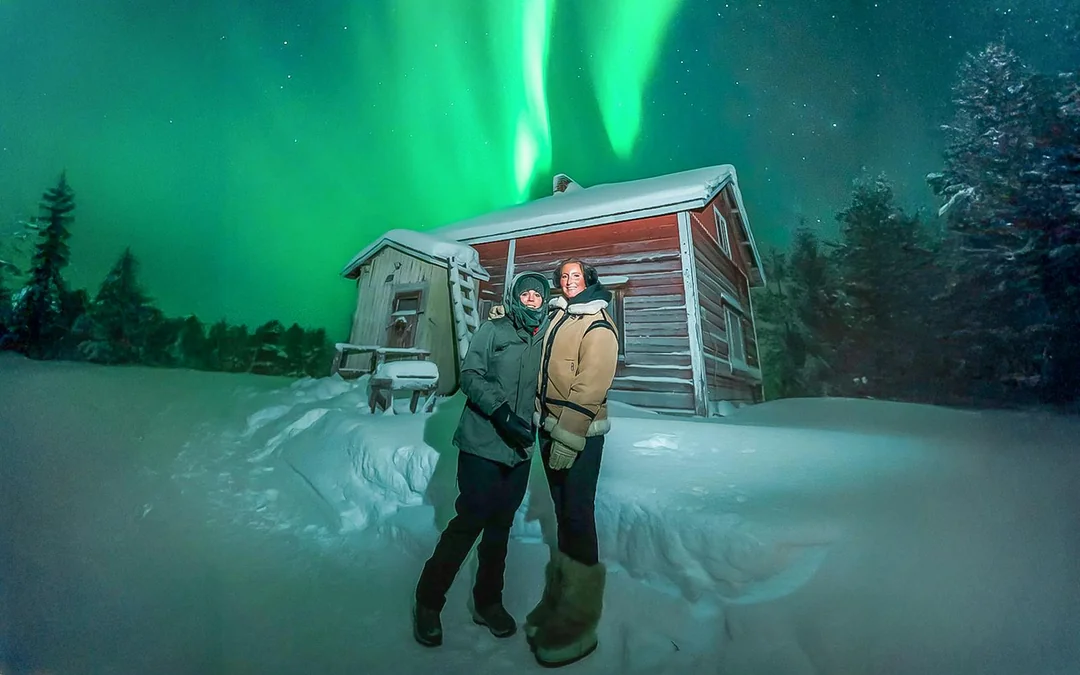 Rovaniemi: Big Group Northern Lights Tour with Guaranteed Sightings (8–48 Guests) Image 4