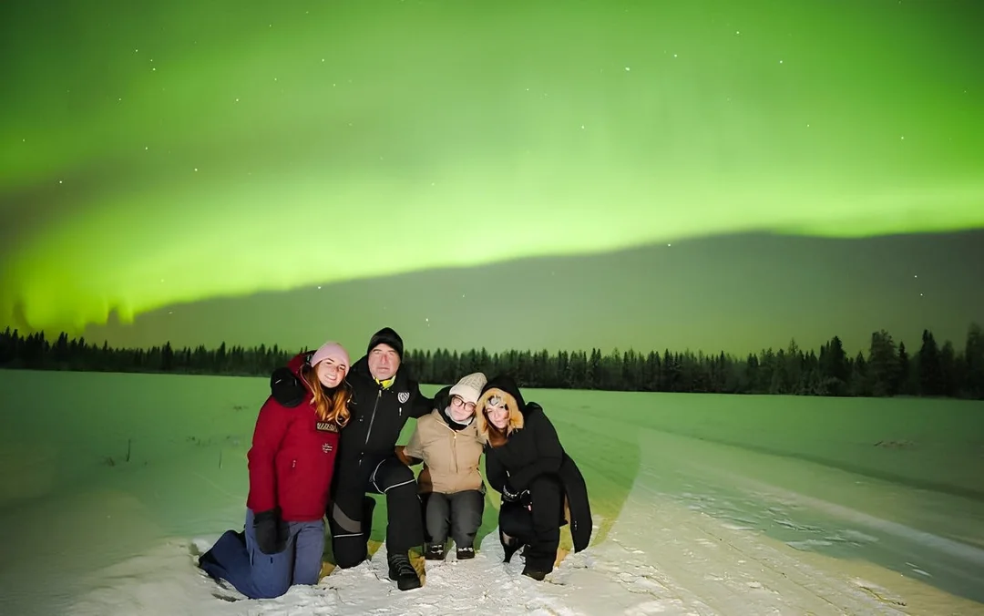 Rovaniemi: Guaranteed Northern Lights Group Tour Image 4