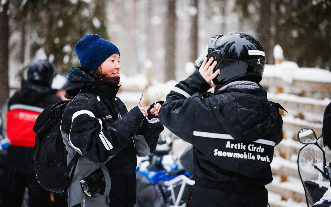 Rovaniemi: Husky & Reindeer Experience and Snowmobile Ride Image 2