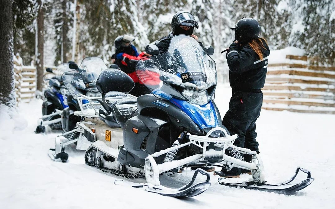 Rovaniemi: Husky & Reindeer Experience and Snowmobile Ride Image 7