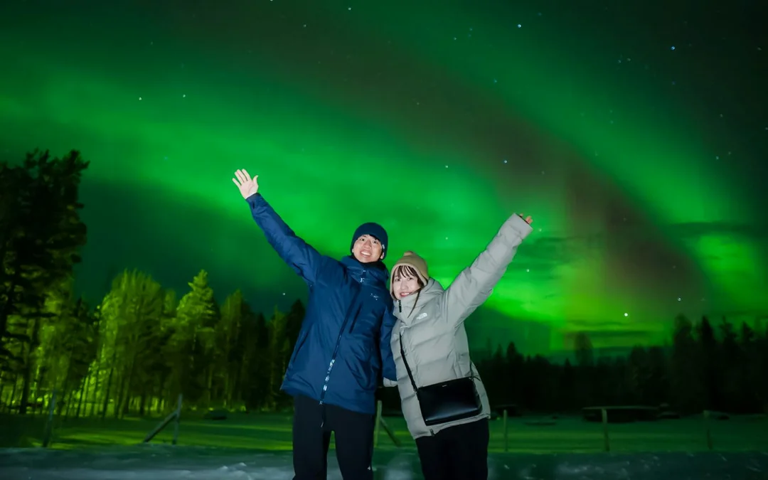 Rovaniemi: Northern Lights Coach Tour with Guaranteed Sightings Image 2
