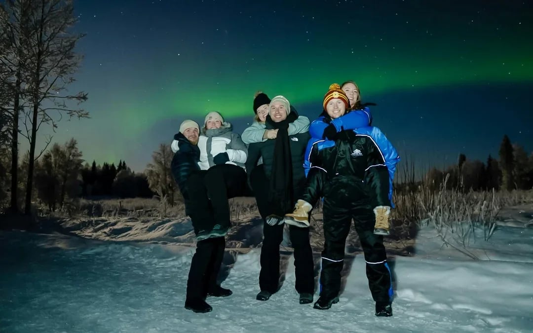 Rovaniemi: Northern Lights Coach Tour with Guaranteed Sightings Image 4