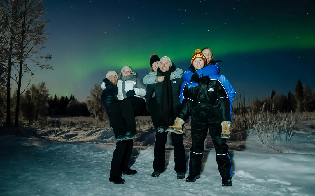 Rovaniemi: Northern Lights Coach Tour with Guaranteed Sightings Image 4