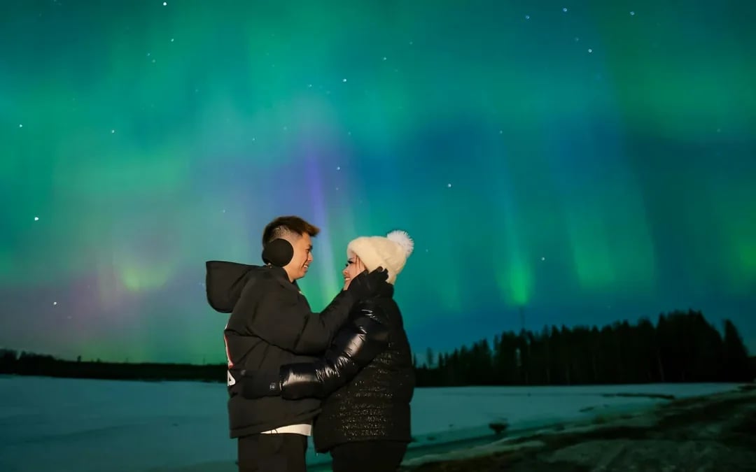 Rovaniemi: Northern Lights Coach Tour with Guaranteed Sightings Image 8