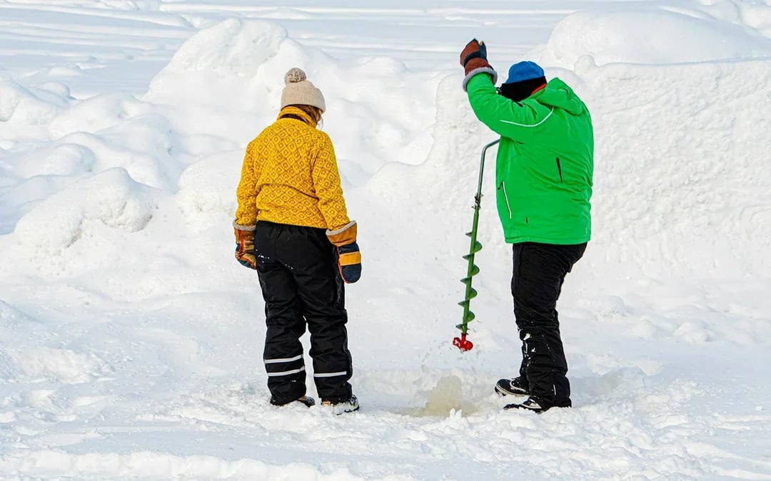 Rovaniemi: Snowmobile and Ice Fishing Experience Image 6