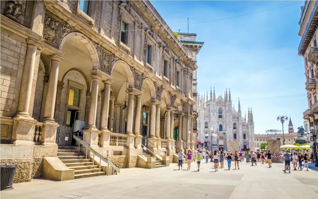 Royal Highlights of Milan: Self-Guided City Exploration Game Image 3