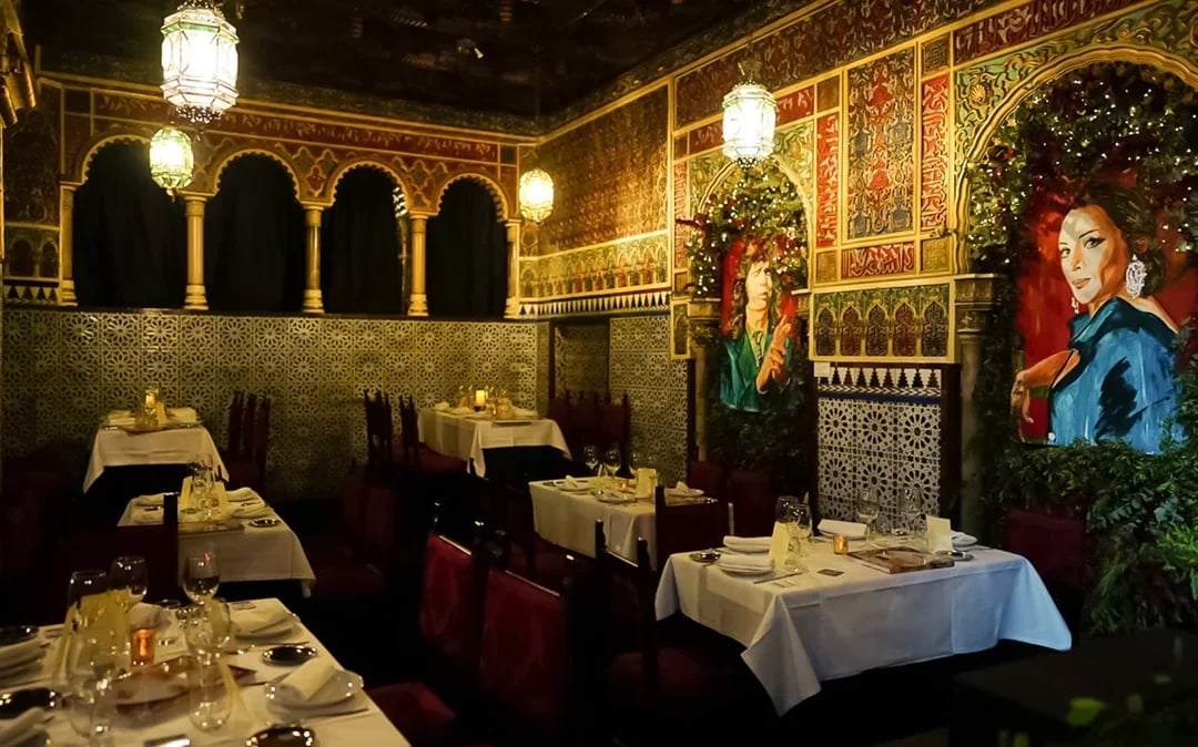 Royal Madrid Palace Guided Tour with Tapas & Flamenco Show Image 8