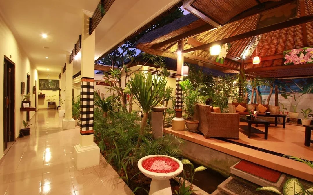 Royal Orchid Spa 90 Minutes Relaxing Massage Image 4