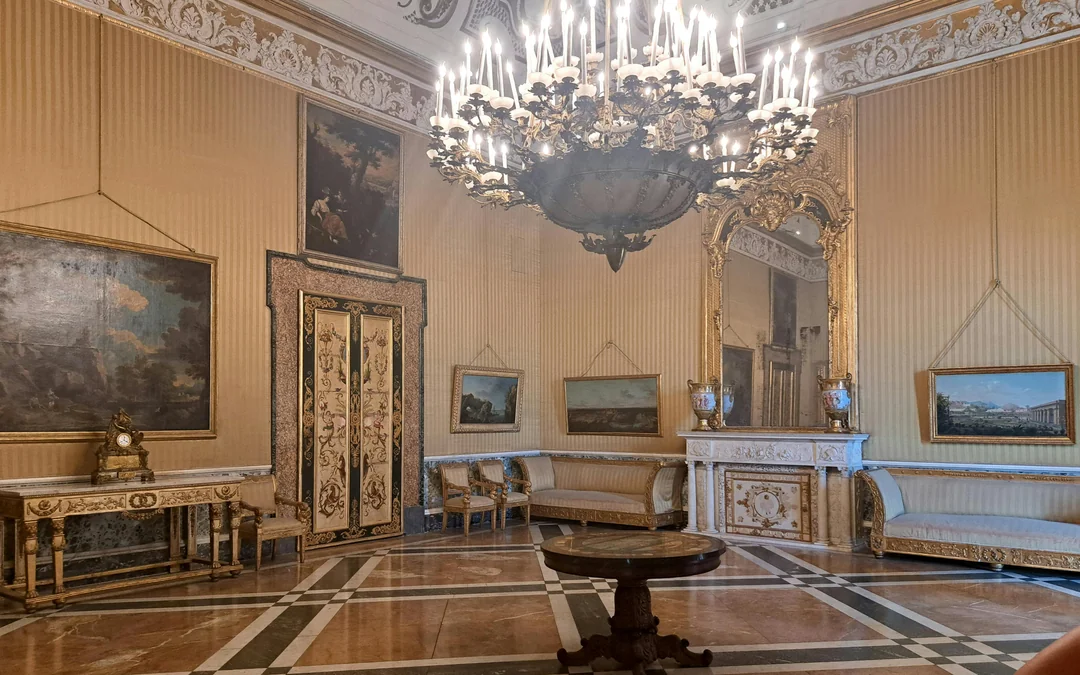 Royal Palace of Naples and Naples Downtown Small Group Guided Tour with Art Historian Image 2