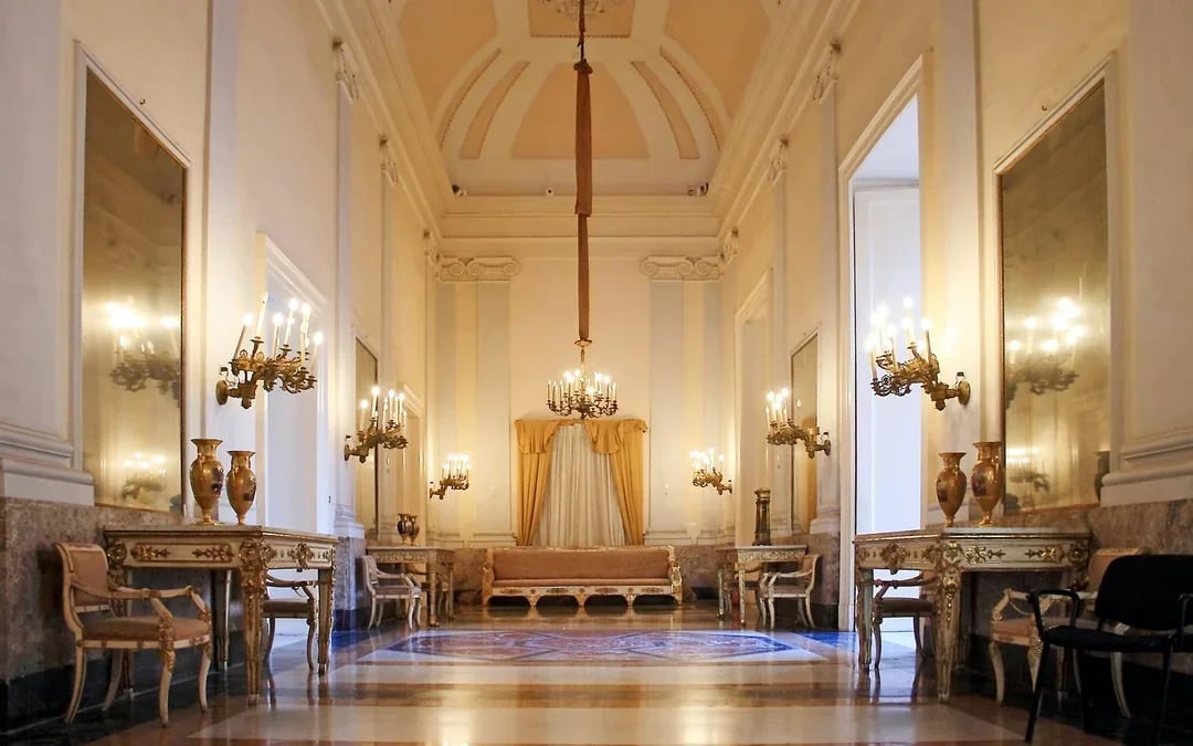 Royal Palace of Naples Skip-the-Line Tickets with Digital Audio Guide Image 4