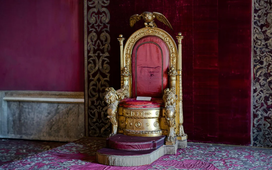 Royal Palace of Naples Skip-the-Line Tickets with Digital Audio Guide Image 5