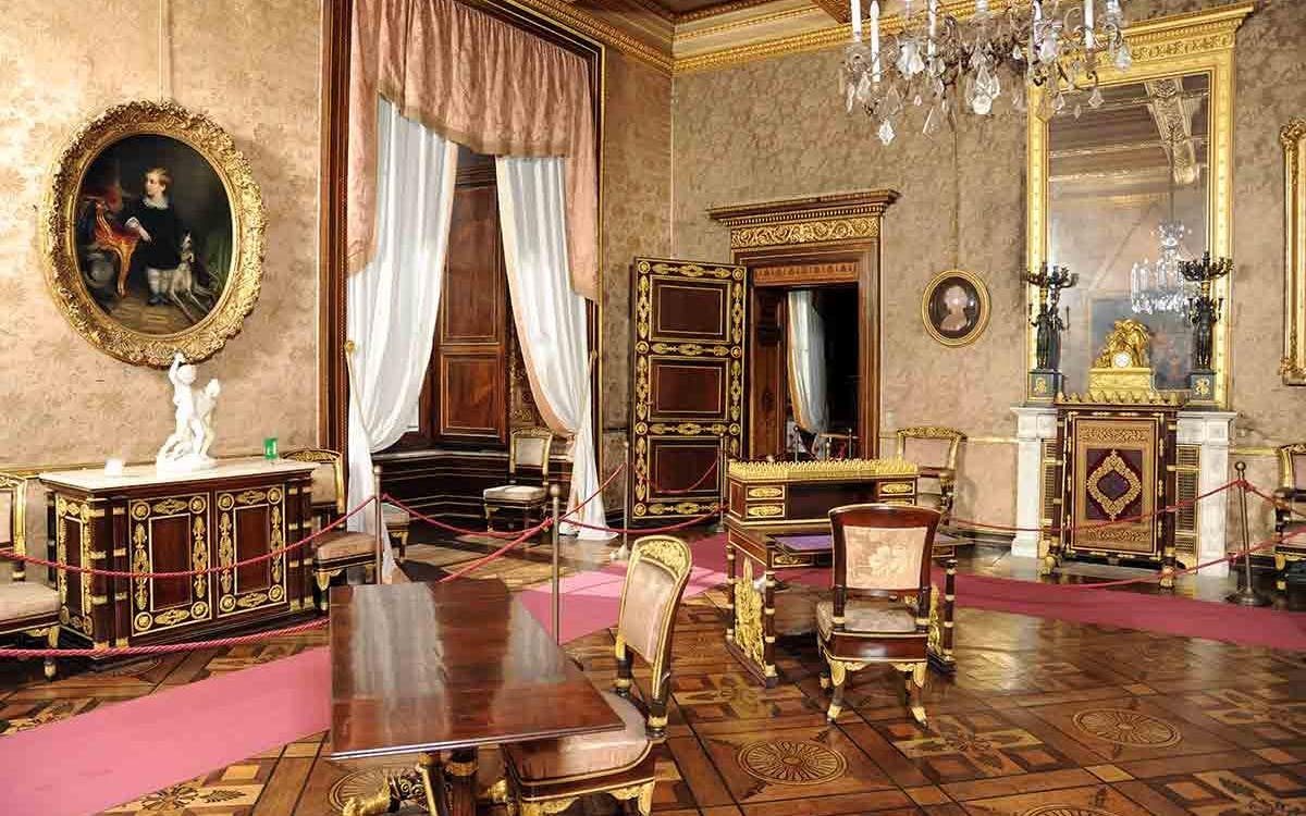 Royal Palace of Turin Skip-the-Line Entry Ticket with Audio Guide Image 4