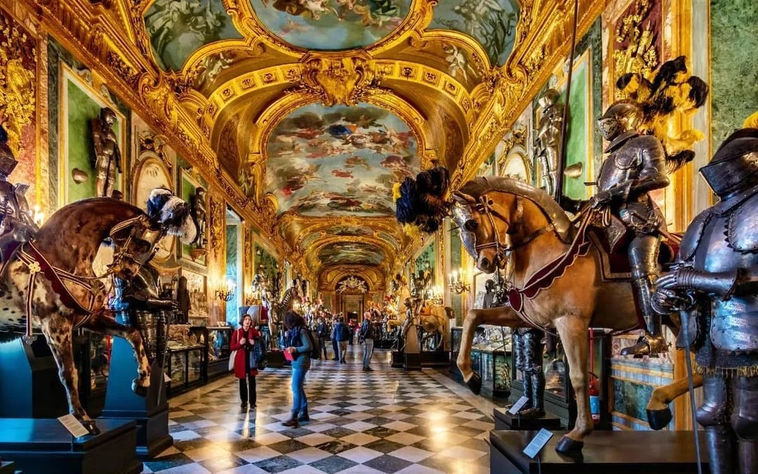 Royal Palace of Turin Skip-the-Line Entry Ticket with Audio Guide Image 6