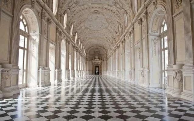 Royal Palace of Turin Skip-the-Line Entry Ticket with Audio Guide Image 7