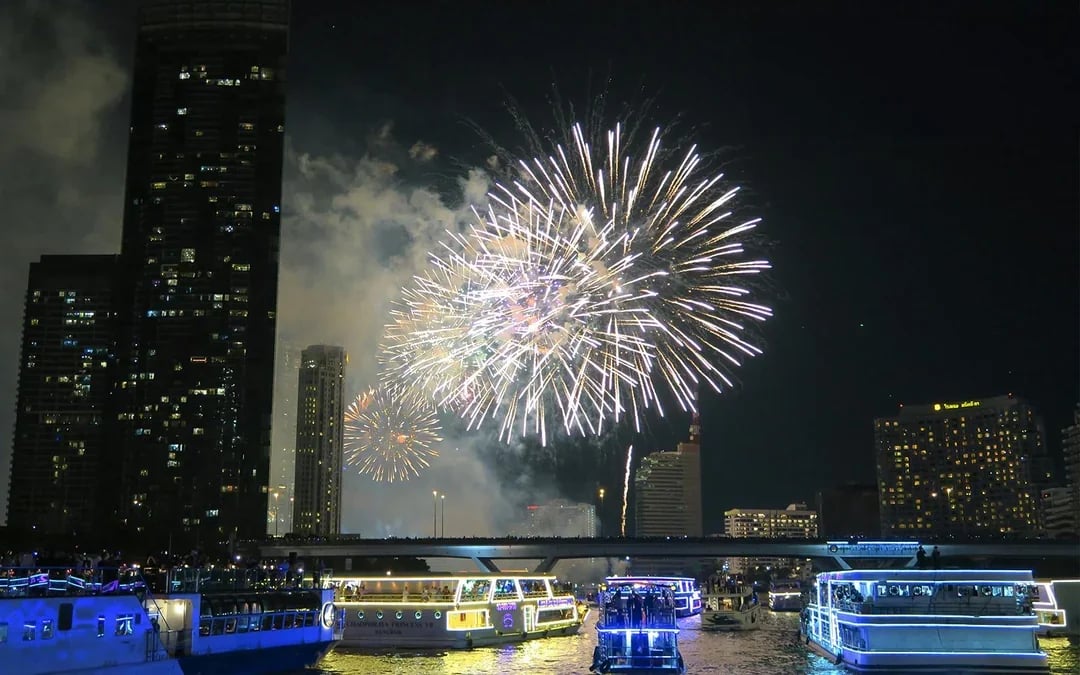 Royal Princess Cruise with International Buffet Dinner & Live Music Image 2