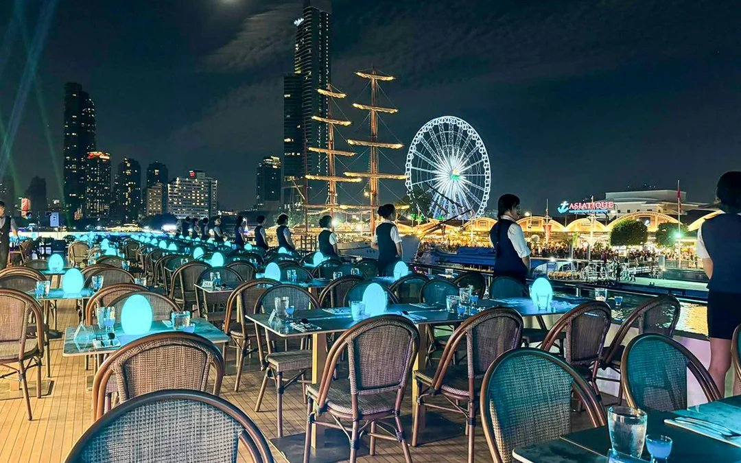 Royal Princess Cruise with International Buffet Dinner & Live Music Image 3