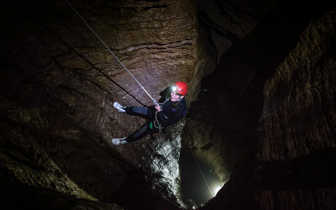 Ruakuri Cave Black Water Rafting & Abseiling Guided Experience Image 2