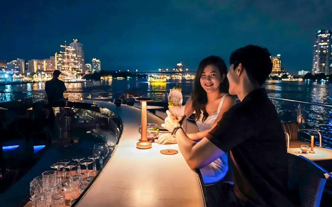 Saffron Dinner Cruise by Banyan Tree (5 Star Luxury Hotel) with Unlimited Soft Drinks Image 2