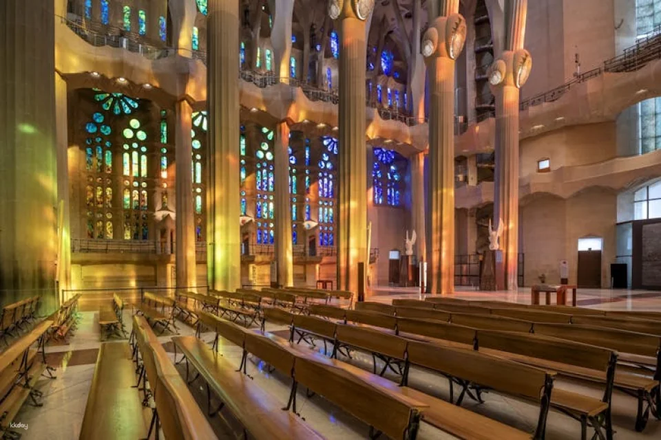 Sagrada Familia entrance tickets with audioguide
