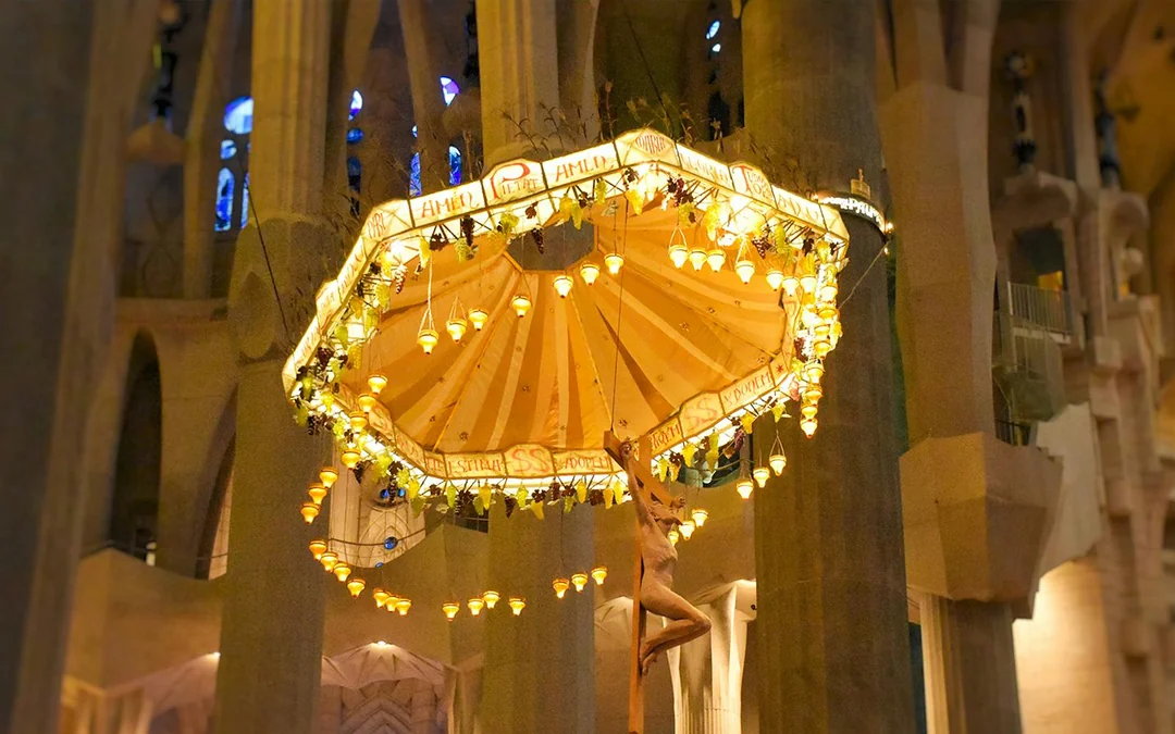 Sagrada Familia Fast-Track Guided Tour with Towers Access Image 3