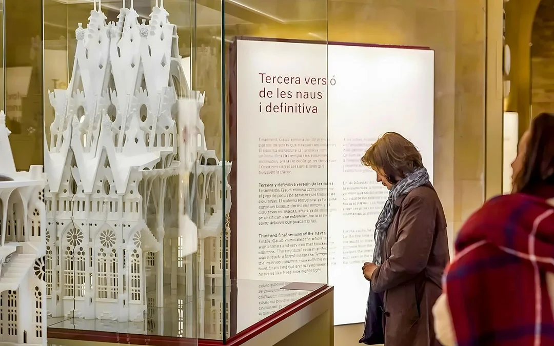 Sagrada Familia Fast-Track Guided Tour with Towers Access Image 6