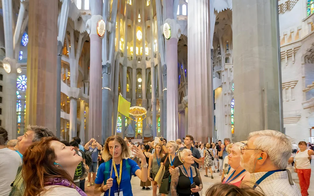 Sagrada Familia Fast-Track Guided Tour Image 6